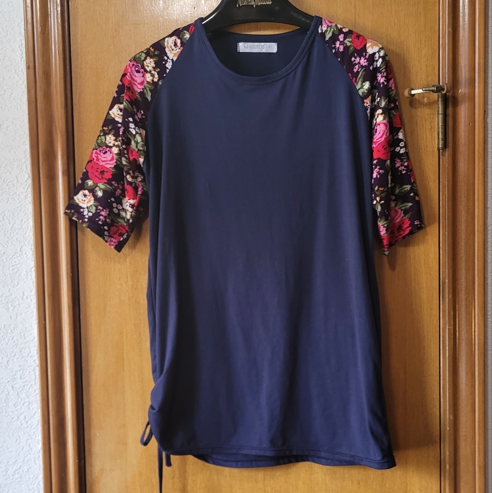 DOUBLJU blue top with floral sleeves